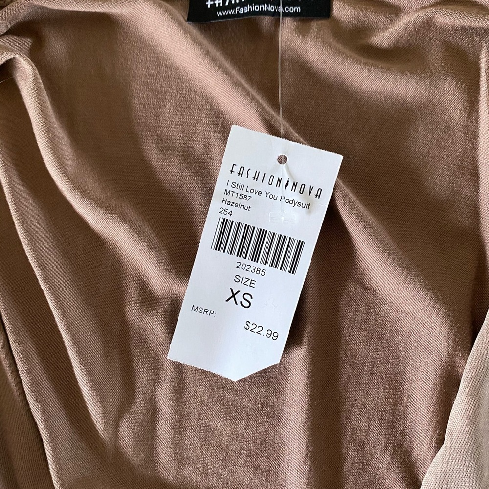 Fashion nova bodysuit